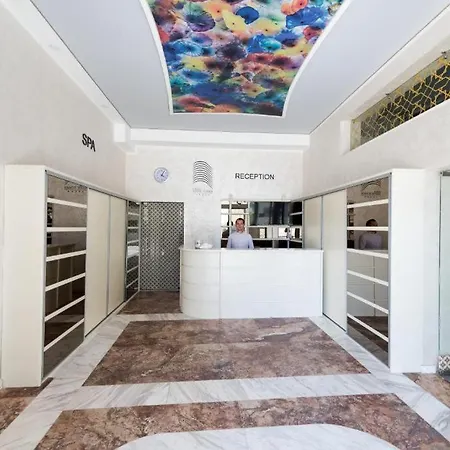 Sea Studio In White Tower