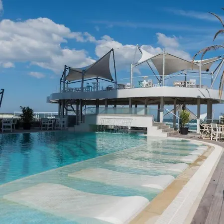 Sea Studio In White Tower * Mamaia